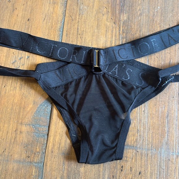 Victoria's Secret Other - Vintage VS double strap black panties vintage